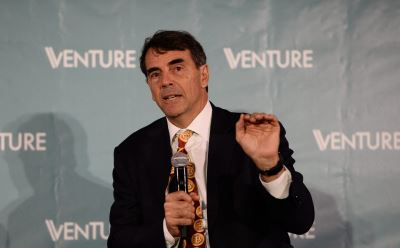 Crazy or Prescient? Billionaire Tim Draper Sets $250,000 Bitcoin Price Target for 2022